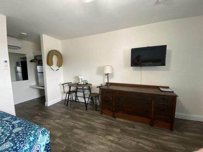 Wachapreague Inn - Motel Rooms Extérieur photo